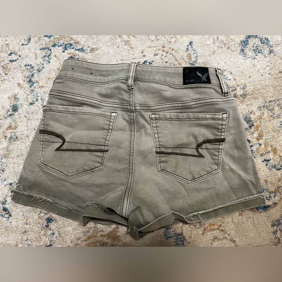 Sage grey American eagle shorts - Picture 2 of 4
